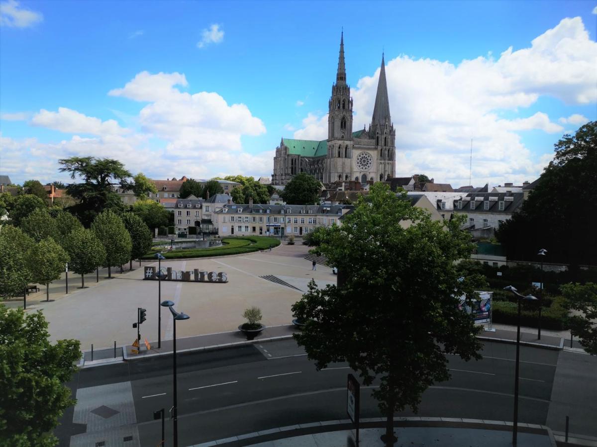 Le Boeuf Couronne - Hotel & Restaurant Chartres- Logis Hotels 外观 照片