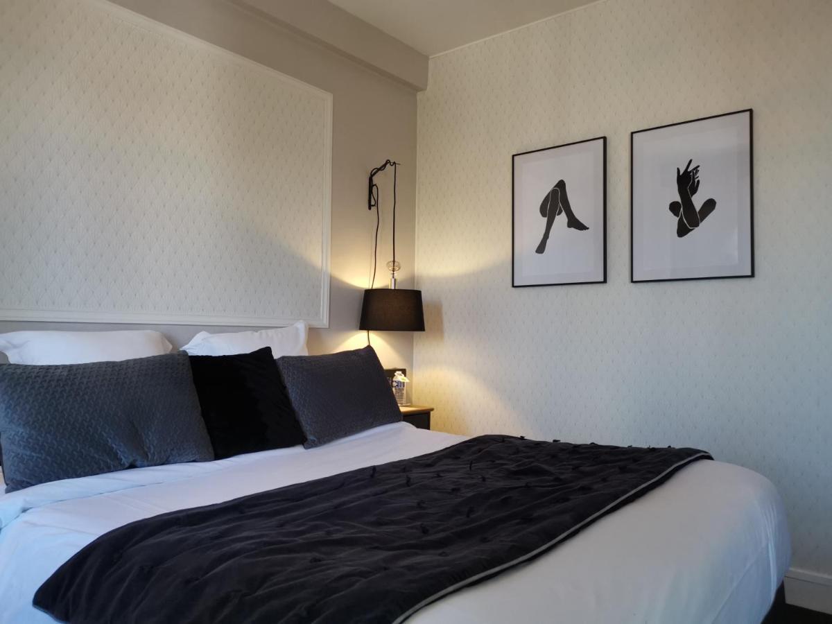 Le Boeuf Couronne - Hotel & Restaurant Chartres- Logis Hotels 外观 照片