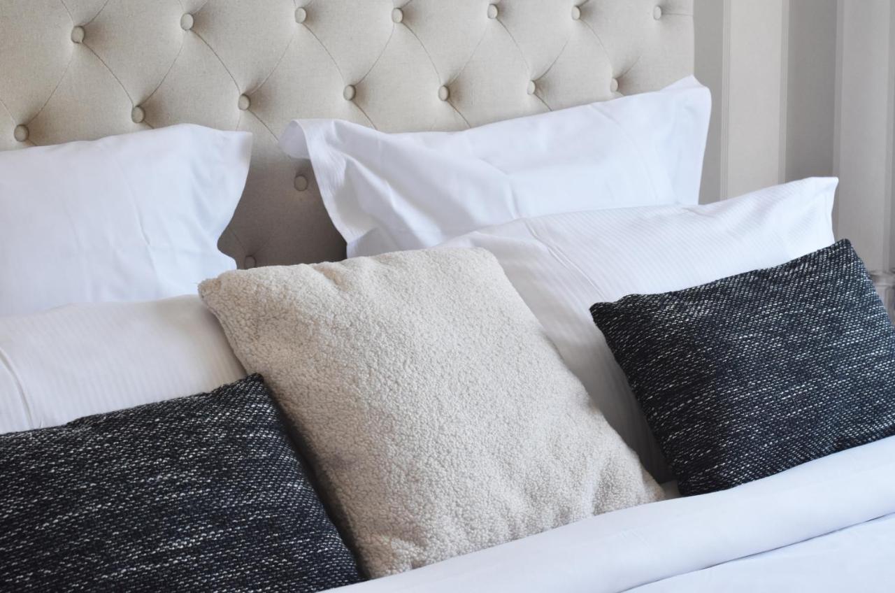 Le Boeuf Couronne - Hotel & Restaurant Chartres- Logis Hotels 外观 照片
