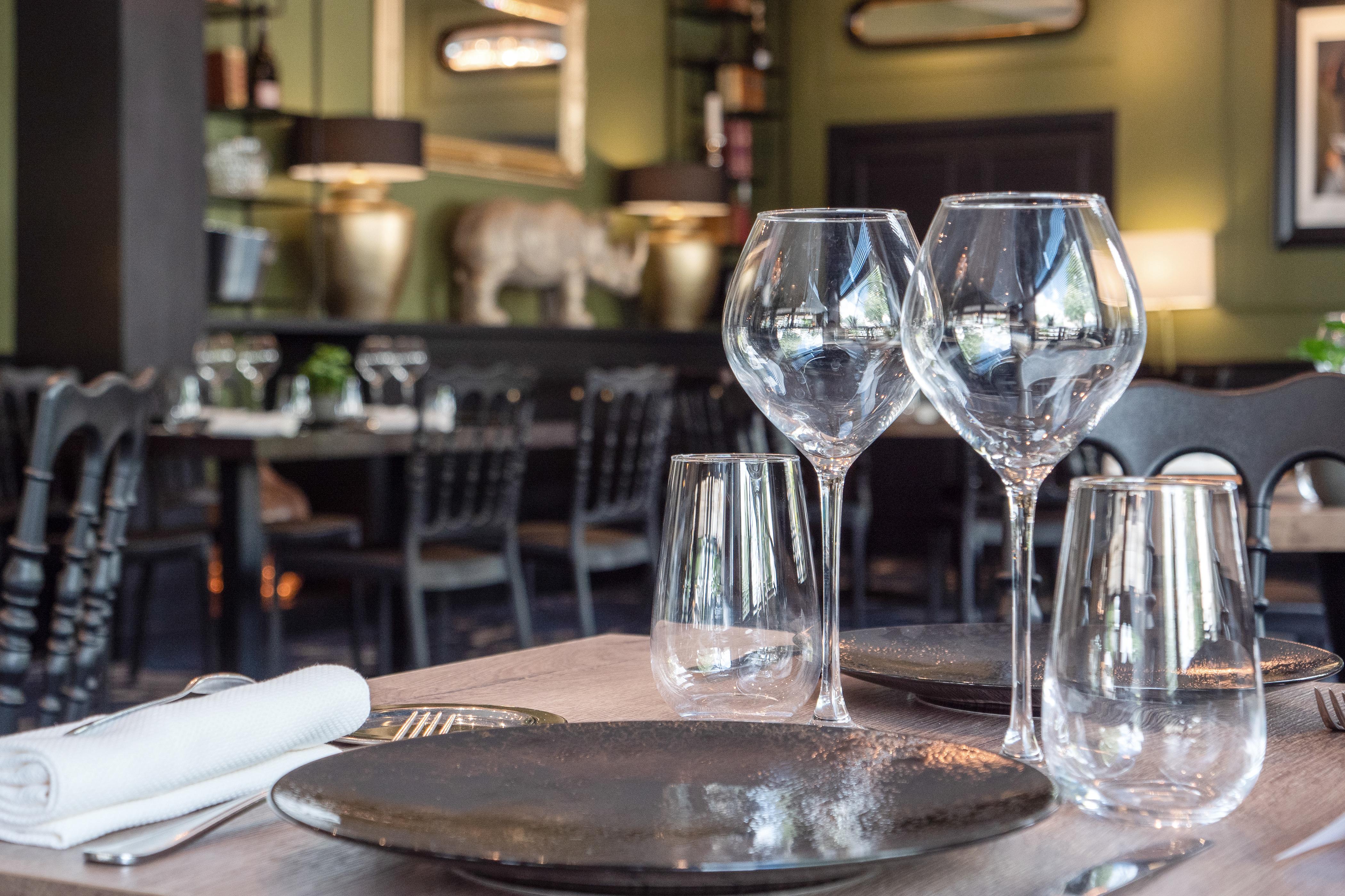 Le Boeuf Couronne - Hotel & Restaurant Chartres- Logis Hotels 外观 照片