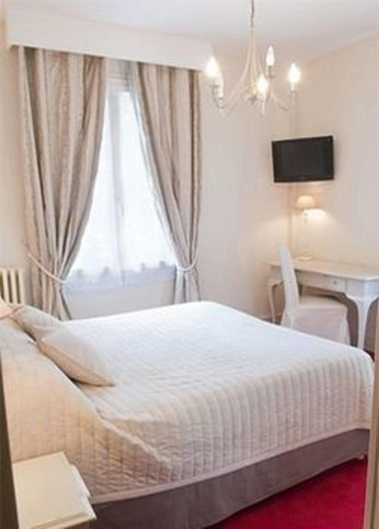 Le Boeuf Couronne - Hotel & Restaurant Chartres- Logis Hotels 外观 照片