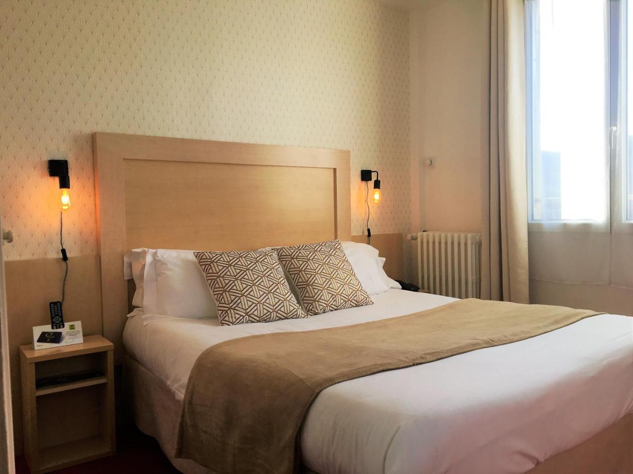 Le Boeuf Couronne - Hotel & Restaurant Chartres- Logis Hotels 外观 照片